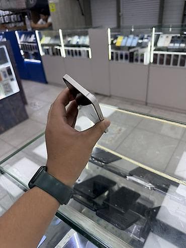 nothing 3a: IPhone 13, 128 ГБ, Белый — 4