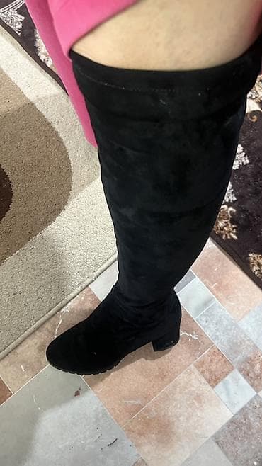 Сапоги: Женские замшевые ботфорты-носки, черные. - Высота: выше колена. - — 4