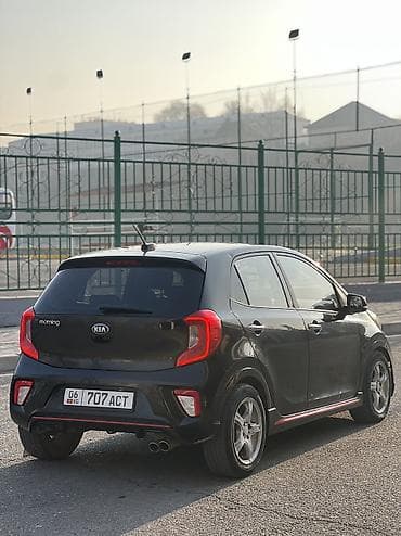 вмw 5: Kia Morning: 2017 г., 1 л, Автомат, Бензин, Хэтчбэк — 9