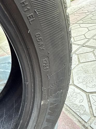 альпинисты высотные работы: Шины 235 / 45 / R 18, Б/у, Комплект, Michelin — 3