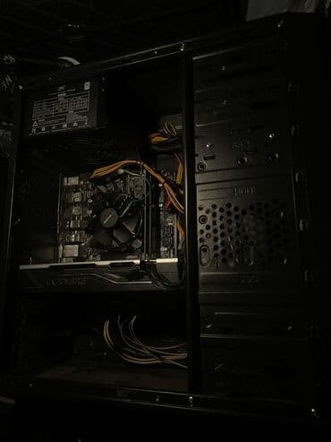Компьютер, ОЗУ 8 ГБ, Игровой, Б/у, Intel Core i3, AMD Radeon RX 580, HDD + SSD