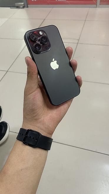 nothing iphone: IPhone 14 Pro (черный) - Экран 6.1", OLED Super Retina XDR, 120 Гц — 2