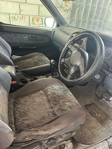 блок управления ниссан: Nissan Terrano: 1998 г., 3.3 л, Автомат, Бензин, Внедорожник — 10