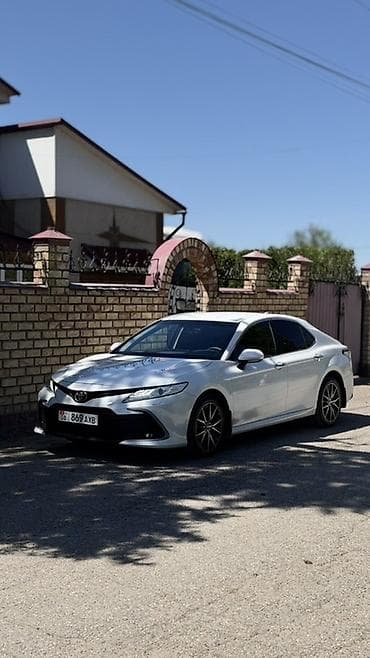 Toyota Camry: 2021 г., 2.5 л, Автомат, Бензин, Седан lalafo.kg да Toyota Camry: 2021 г., 2.5 л, Автомат, Бензин, Седан