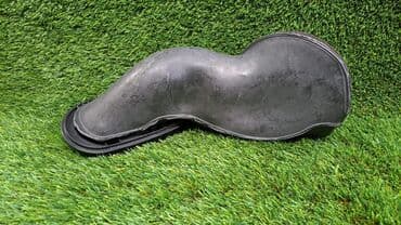 блок предохранителей: Патрубок воздухозаборника правый Е39 43 31 8 ———379 620 Год 2002 В — 4