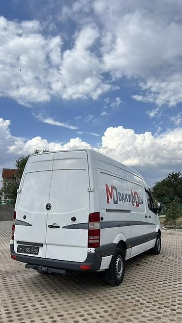 жен красовки: Mercedes-Benz Sprinter (длинная база, высокий крыша) — грузовой фургон — 7