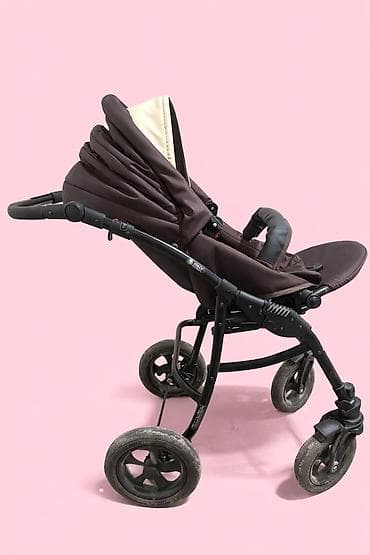 Коляска, цвет - Коричневый, Б/у