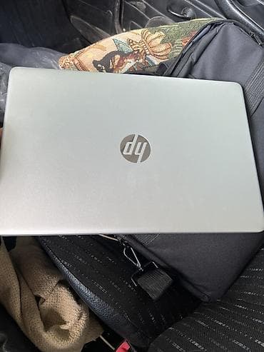 ноутбук бу продаю: HP ноутбук + комплект аксессуаров - Экран веб‑камера в рамке. - — 1