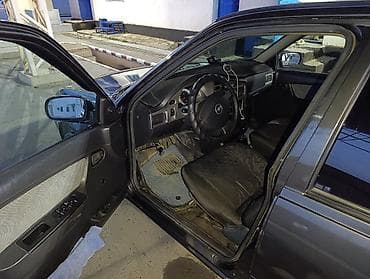 Daewoo Nexia: 2010 г., 1.5 л, Кол менен иштөөчү, Бензин, Седан