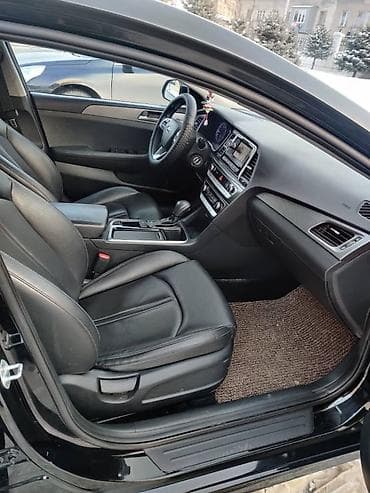 Продажа авто: Hyundai Sonata: 2018 г., 2 л, Автомат, Газ, Седан — 6