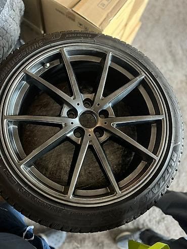 sprinter 315: Колеса в сборе 235 / 40 / R 19, Зима, Комплект, Легковые, Литые, отверстий - 5 — 1