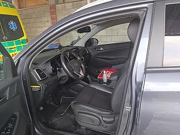 Продажа авто: Hyundai Tucson: 2019 г., Кроссовер — 4