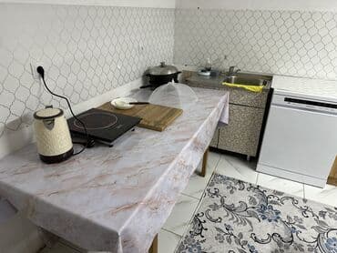 квартира долгосрочная: Батир, Гостиница Балыкчы, Унаа токтотуучу жай, унаа туруучу жай, Коргоодогу аймак — 6