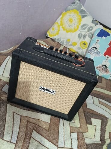 комбоусилител: Гитарный комбоусилитель Orange Crush 20 - Мощность: 20 Вт - Динамик — 1