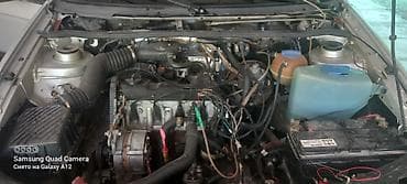 Volkswagen Passat: 1988 г., 1.8 л, Механика, Бензин, Седан