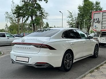 интересует: Hyundai Grandeur: 2021 г., 3 л, Автомат, Газ, Седан — 4