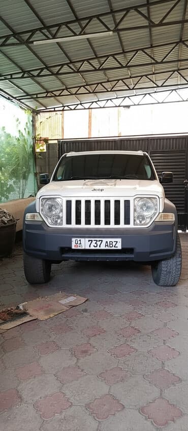 жип авто: Jeep Liberty: 2009 г., 3.7 л, Автомат, Бензиновая, Внедорожник — 2
