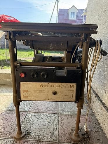 Контейнеры: Деровообрабатывающий станок (УДС) без ЧПУ, Б/у, В наличии — 1