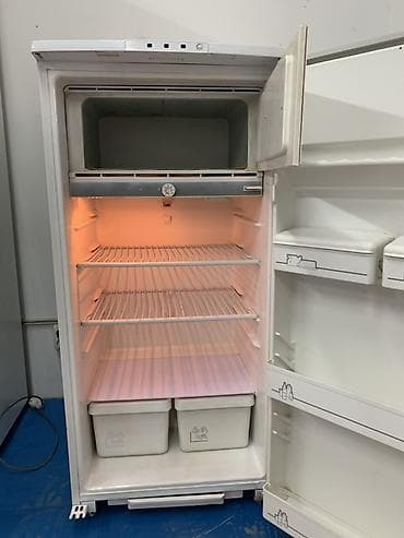 холодилник маразилник: Холодильник Indesit, Б/у, Однокамерный, De frost (капельный), 58 * 120 * 60 — 3