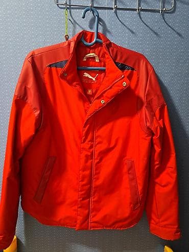 Продаю куртку. пума оригинал.в отличном состоянии. размер 44/46 цена