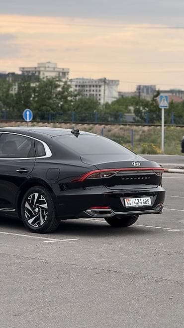 byd e7: Hyundai Grandeur: 2021 г., 2.4 л, Автомат, Гибрид, Седан — 8