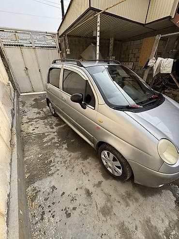 фиат регата: Компактный городской хэтчбек серебристого цвета. Характеристики и — 1