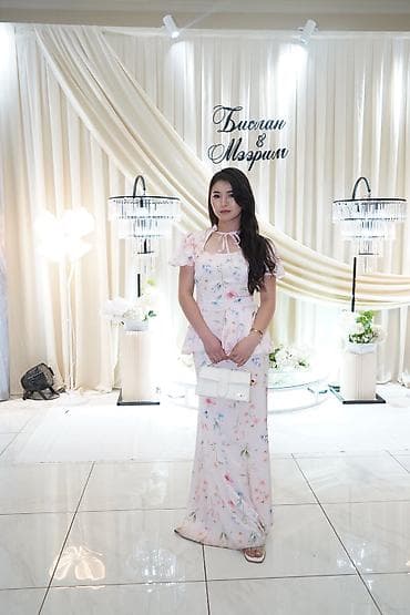 даром платья: Вечерние платья — 2 модели. 1) Черное платье: - Фасон: приталенное — 2