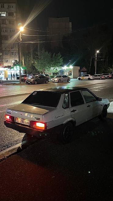 ваз автомобиль: ВАЗ (ЛАДА) 21099: 2004 г., 1.5 л, Механика, Седан — 1