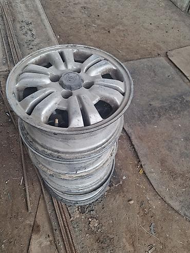 хонда фит задний балка: Литые Диски R 15 Honda, Комплект, отверстий - 5 — 1