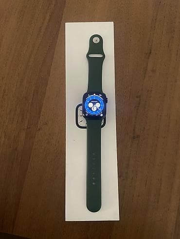 instax mini evo купить: Смарт‑часы в стиле Apple Watch с прямоугольным дисплеем и зелёным — 2