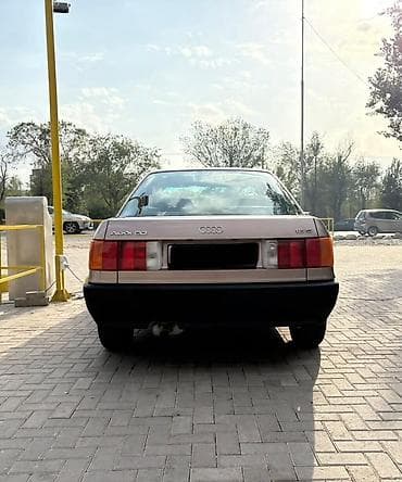 audi а8: Audi 80: 1987 г., 1.8 л, Механика, Бензин, Седан — 6