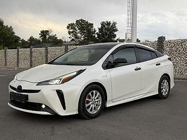 byd plus: Toyota Prius: 2019 г., 1.8 л, Автомат, Гибрид, Лифтбек — 1