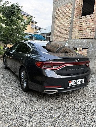 5 115: Hyundai Grandeur: 2018 г., 3 л, Автомат, Газ, Седан — 3