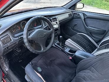 Toyota Carina E: 1995 г., 1.6 л, Механика, Бензин, Седан — 5
