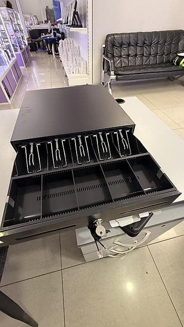focus print: Кассовый денежный ящик (черный), совместимый с POS/ККМ - Форм‑фактор — 2