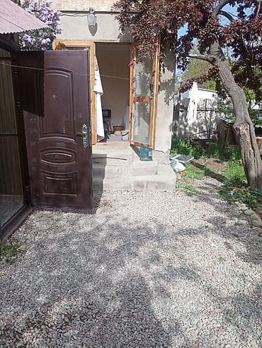 аренда гараж беловодский: Продаётся квартира СРОЧНО!!! Характеристики: - Отдельный вход с улицы — 5