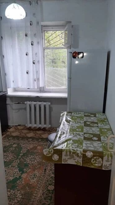 Гаражи: 1 комната, Собственник, С мебелью полностью — 4