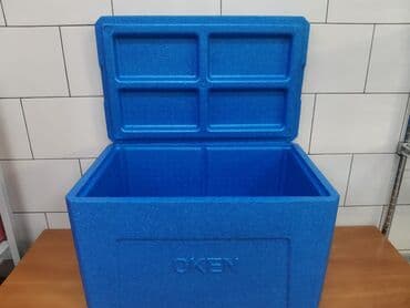 продаю в связи с переездом: Термоконтейнер (термо-бокс) очень хорошего качества, крепкий. Внешние — 2