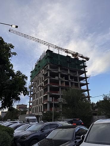 марч центр: Продажа офисов 40 м², Без ремонта, Без мебели, Бизнес центр, 4 этаж — 2