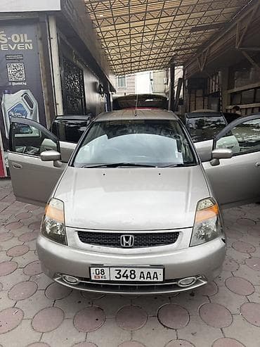 тойота приус с: Honda Stream: 2001 г., 2 л, Автомат, Бензин, Минивэн — 7