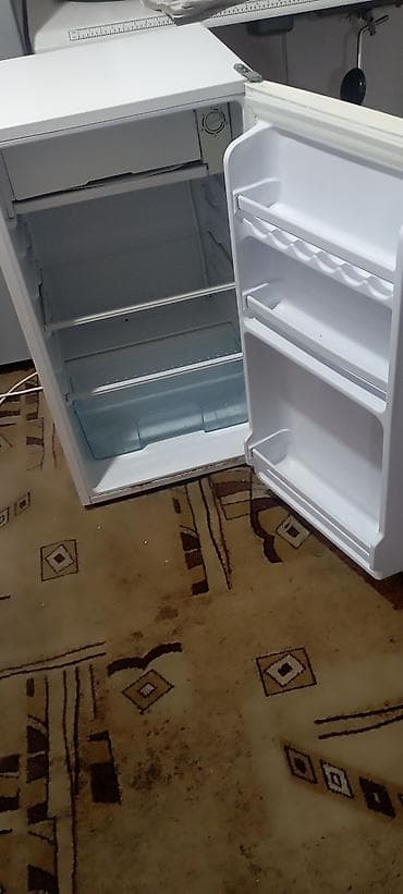 мини холадильник: Мини-холодильник Sparrow KF-91 - Однодверная модель компактного — 4