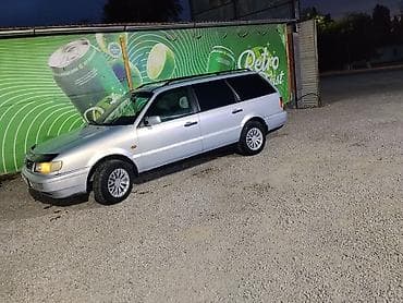 Volkswagen Passat: 1994 г., 1.8 л, Механика, Бензин, Универсал — 4