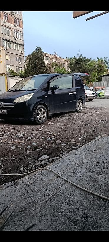 b class: Honda Stepwgn: 2007 г., 2 л, Автомат, Бензин, Минивэн — 1