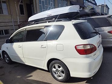 jak авто: Toyota Avensis Verso: 2005 г., 2 л, Механика, Дизель, Минивэн — 3