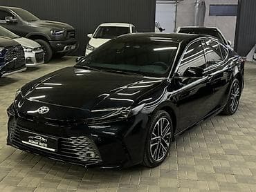 Toyota Camry: 2024 г., 0.5 л, Автомат, Бензин