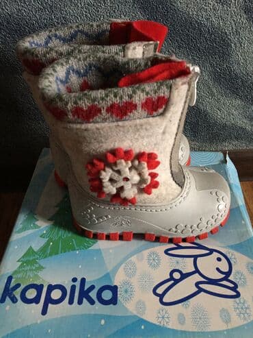 турецкая обувь из натуральной кожи: Продаю зимние сапоги настоящие детские валенки.Привезены с — 1