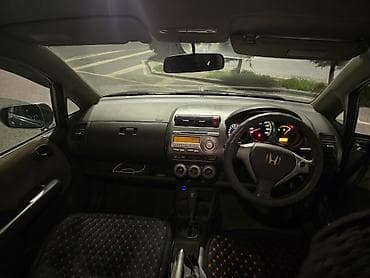 Унаа сатуу: Honda Fit: 2006 г., 1.5 л, Вариатор, Бензин, Хетчбек — 7
