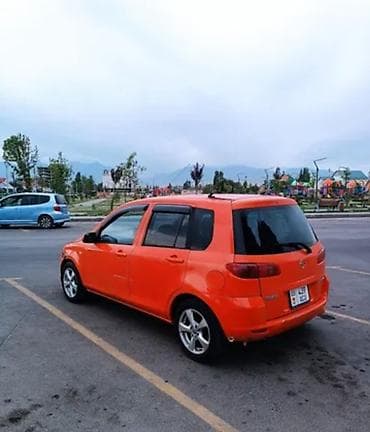 Mazda 2: 2003 г., Хэтчбэк