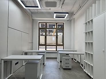 red centr: Аренда офисов, 280 м², В жилом комплексе, С отдельным входом, С отдельным сан узлом, С оборудованием — 6