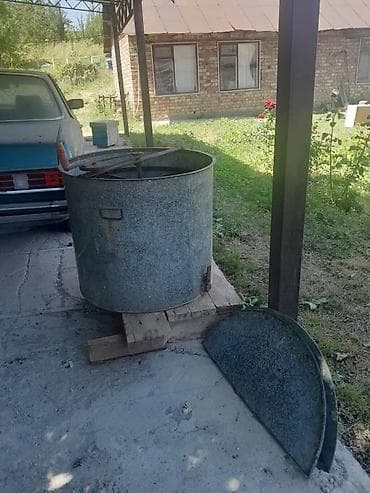 пчёлы улики: Продается медогонка на 24 рамок 
цена договорная — 1